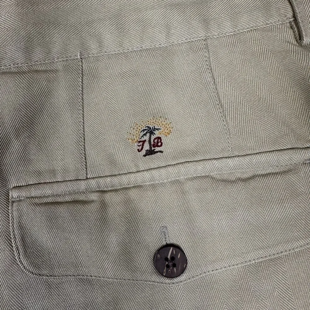 Tommy Bahama Shorts Mens 33 Tan Beige Casual Performance Chino Pleated